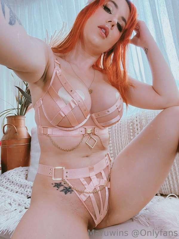 Do you like my lingerie?? This is the best fitting bra I own..