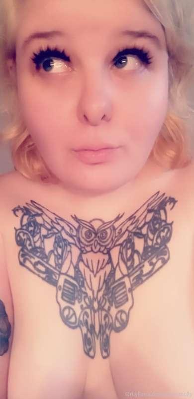 Howdy Ho Neighboureno! Boop boop de boop 🤤💜💜