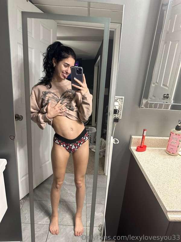 lexylovesyou33 image #1
