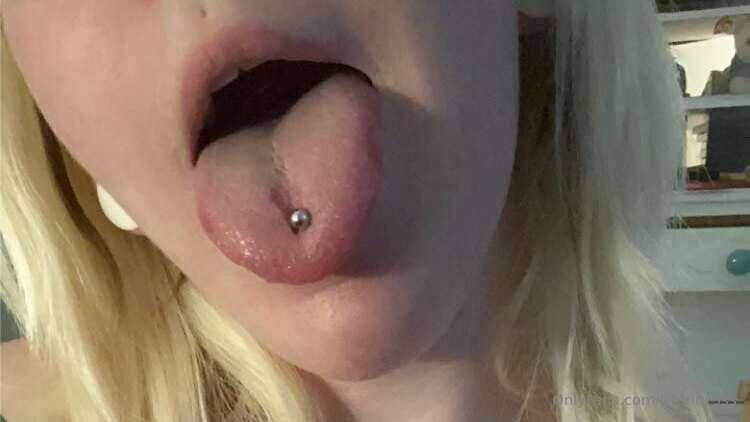 all of my holes are pink as can be 💕