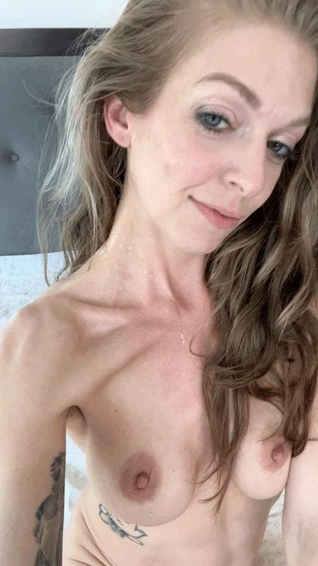 Don’t I look so pretty covered in cum? 💕
