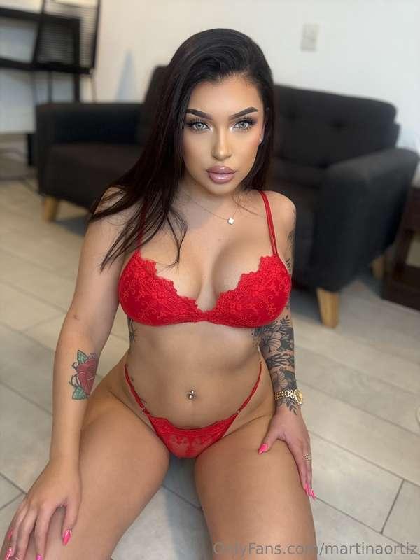 A glam queen with a wild side—Francesca does more than just ..