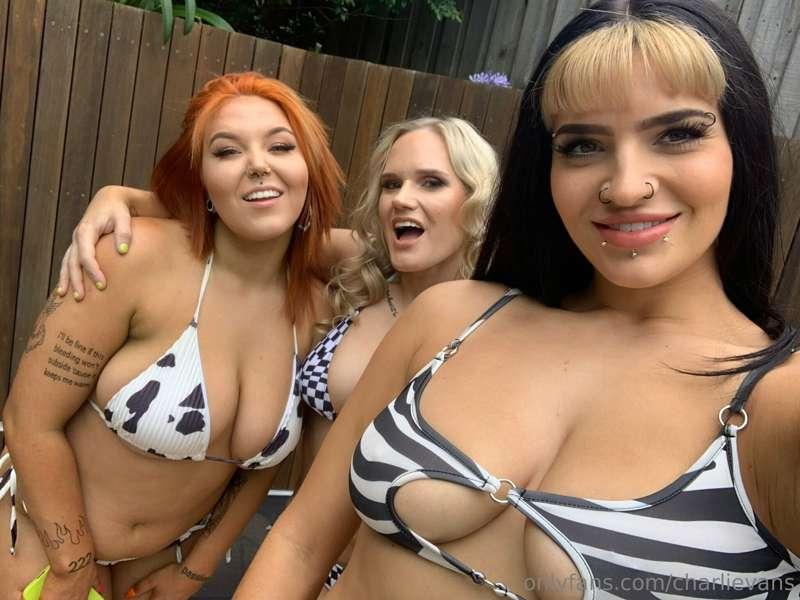 we’re in your DMs right now, don’t keep us waiting 😉