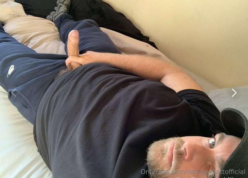 Sit on this fat cock 😜😈