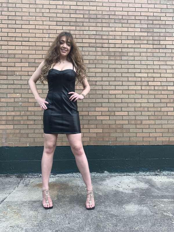 Photos from today. I know there not nude just wanted to shar..