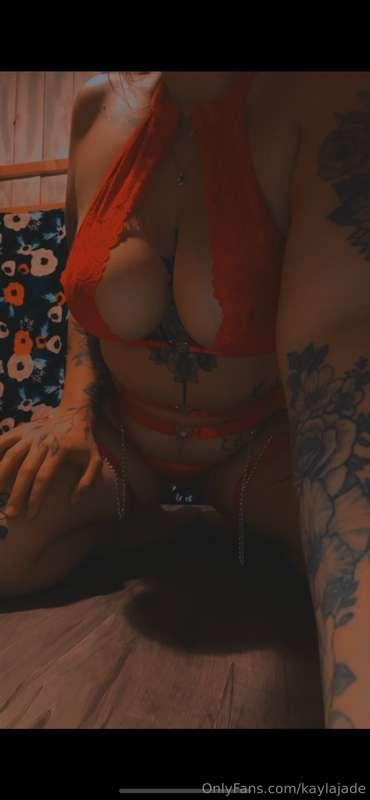 😈♥️ would love to be your bedtime snack 😋🍑