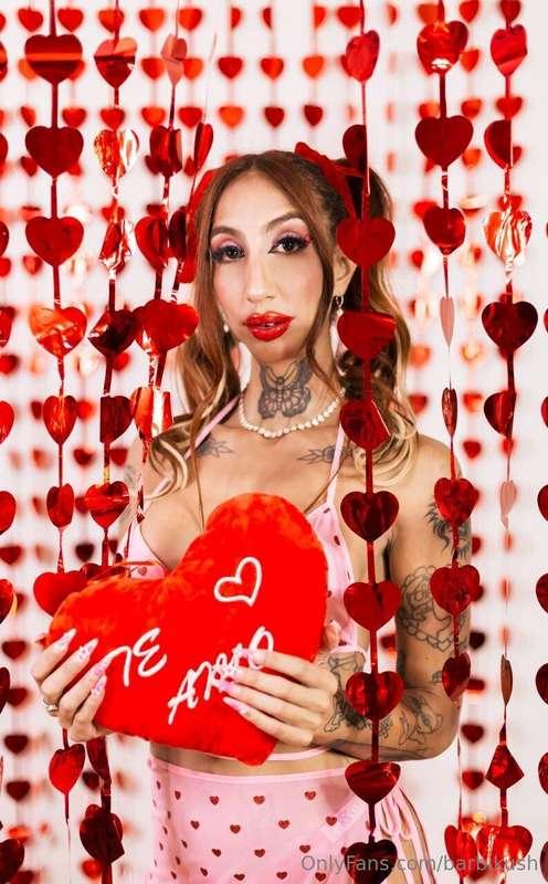 Your sexy girlfriend 💖 🔥 
