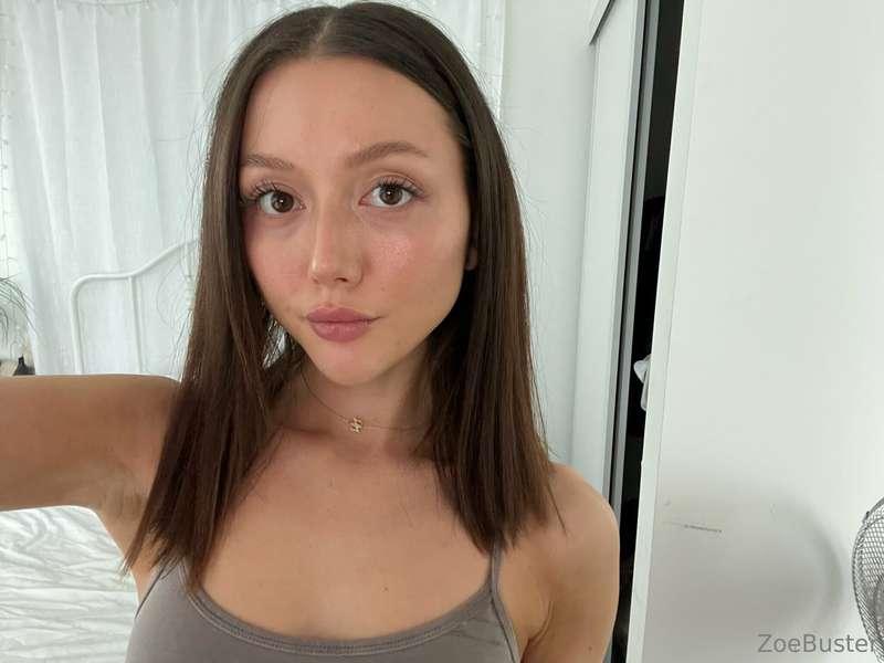 Im free and bored! Lets chat😉