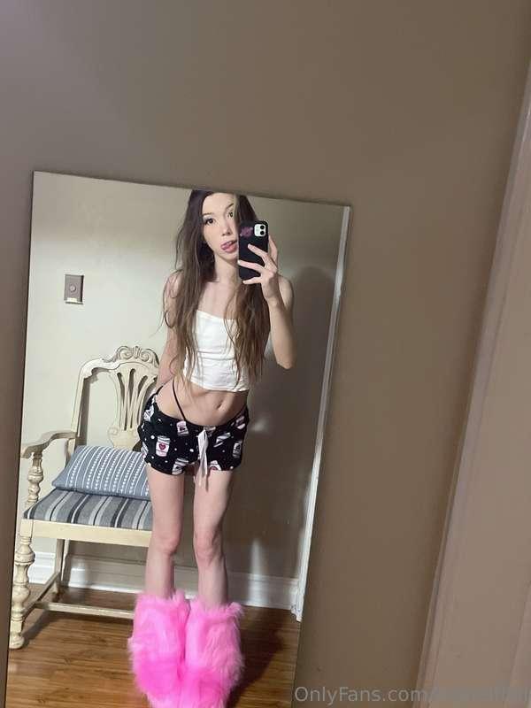 Selfcare Sunday 💗 -coloring and crafts 🖍️-skincare 😌-paintin..