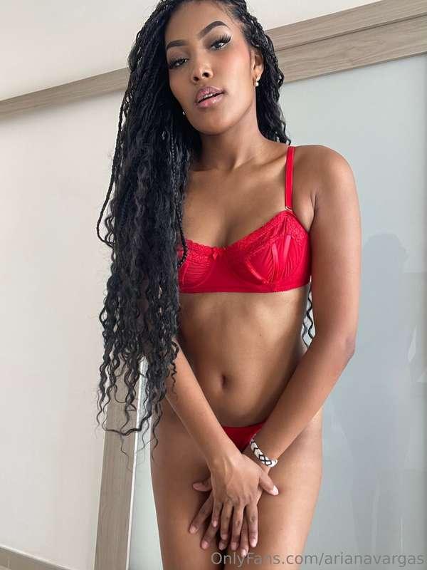 She’s studying finance, hitting the gym, and vibing with men..